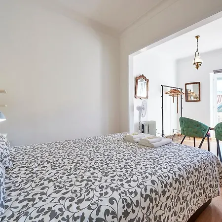 Terrace With River View * Lisboa