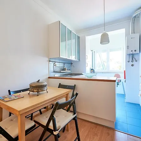 Terrace With River View Апартаменти